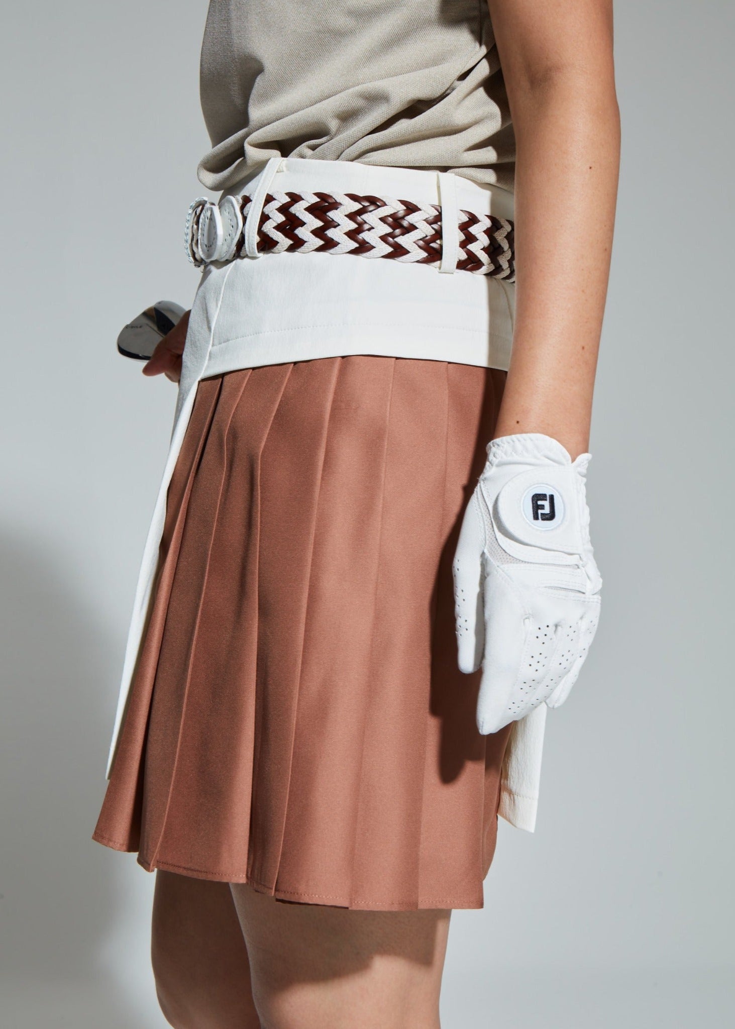 ASH-PLEATED SKIRT