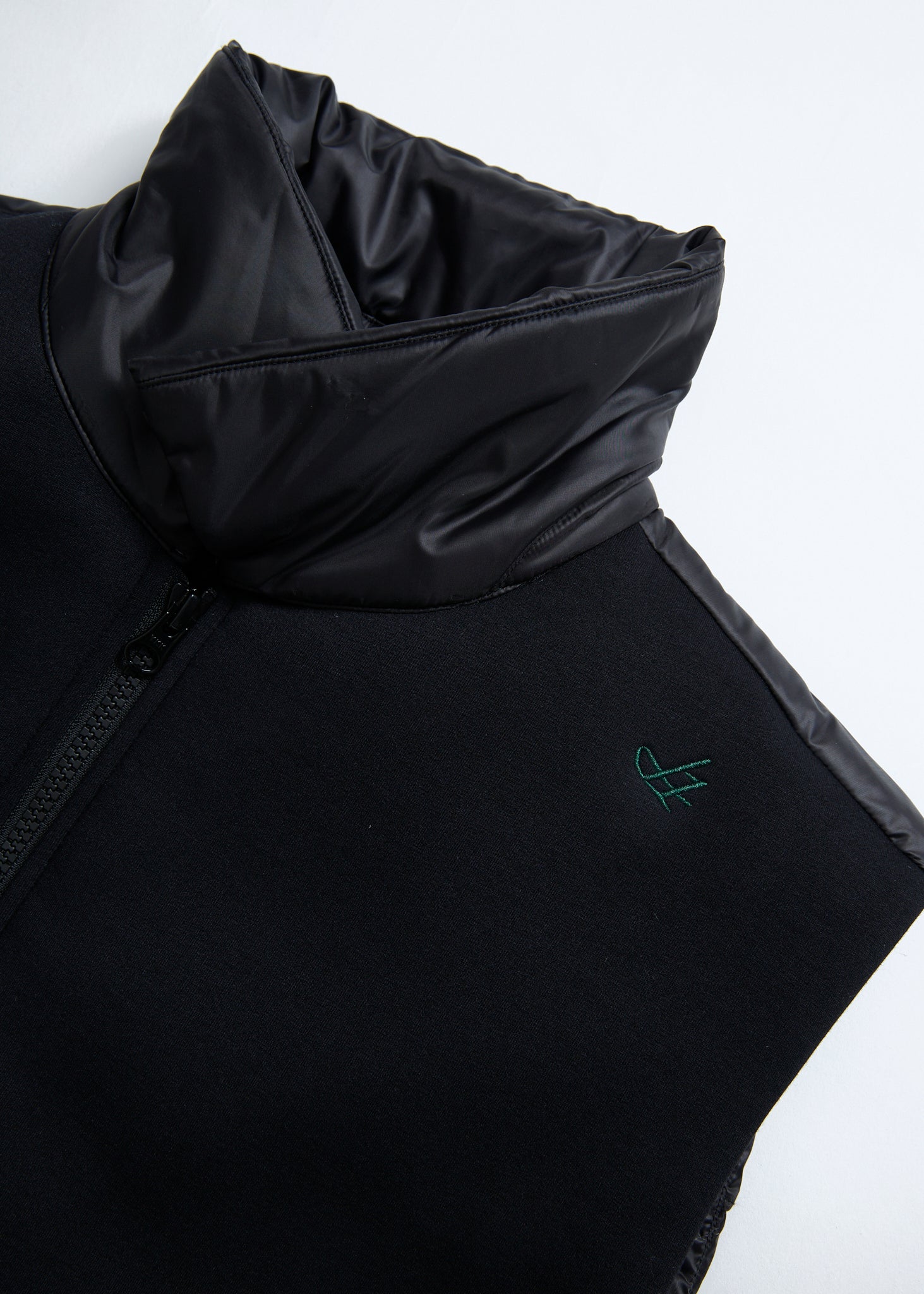 【NEW】ダブルニットパデッドベスト・メンズ