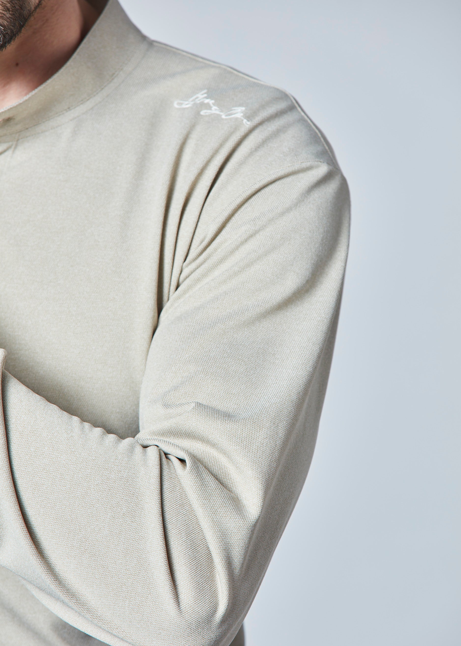 【NEW】スタンドカラー長袖シャツ