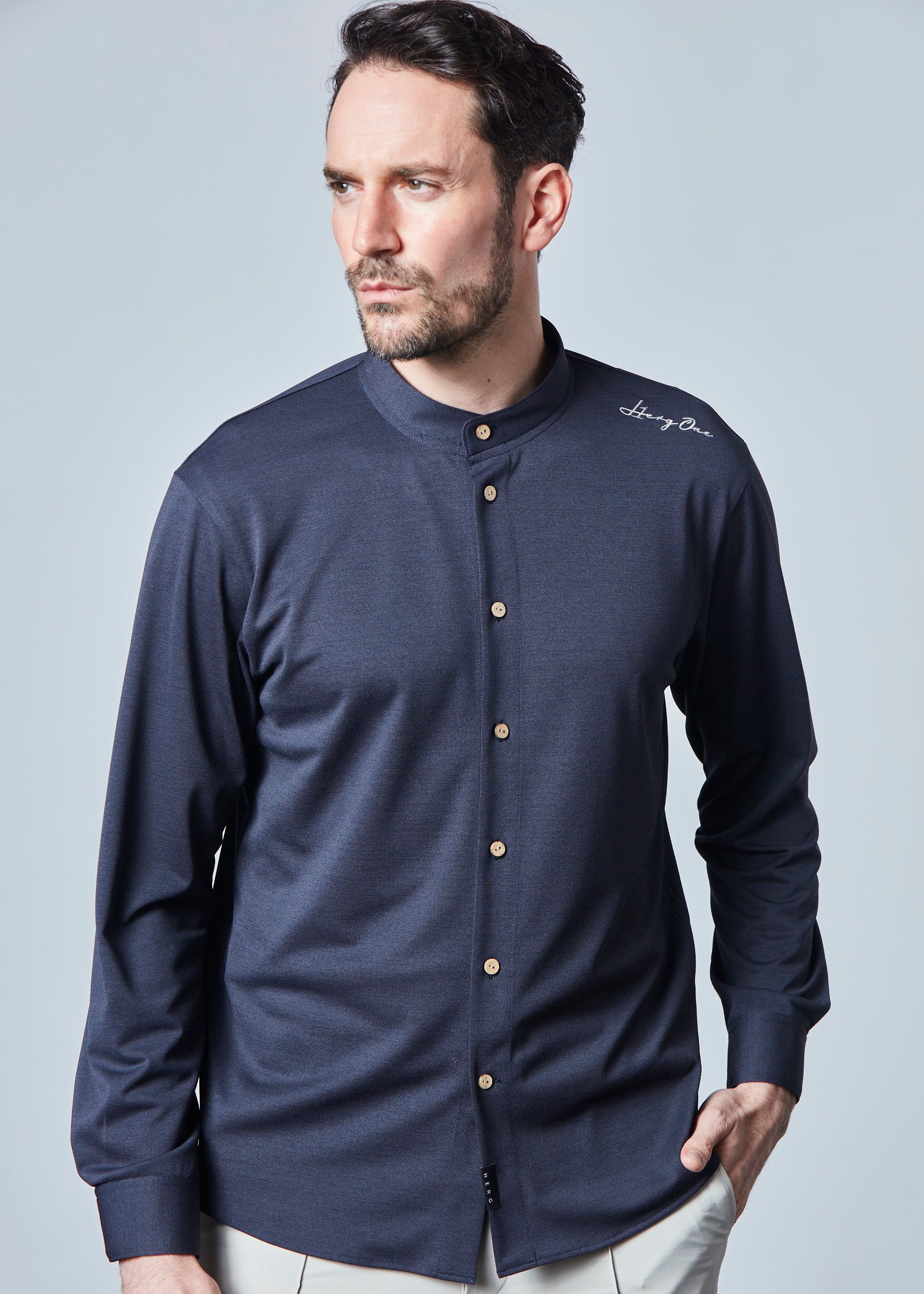 【NEW】スタンドカラー長袖シャツ