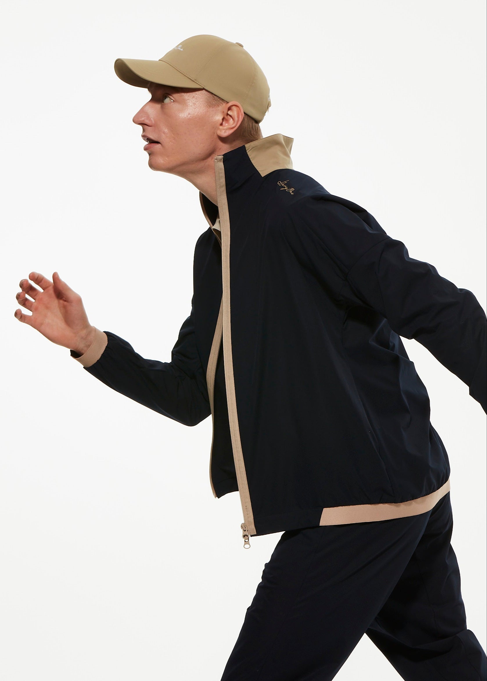 MENS WINDPROOF & PACKABLE JACKET