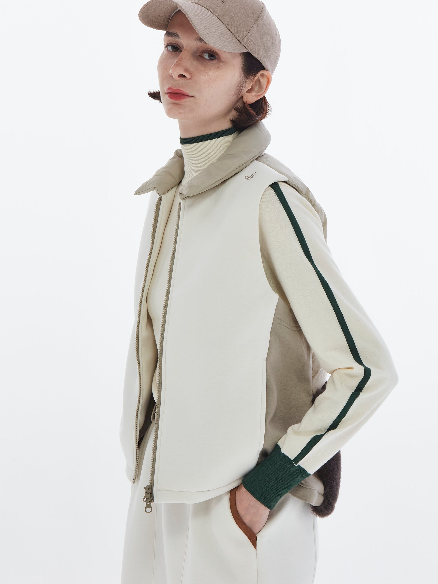 【NEW】ダブルニットパデッドファーベスト