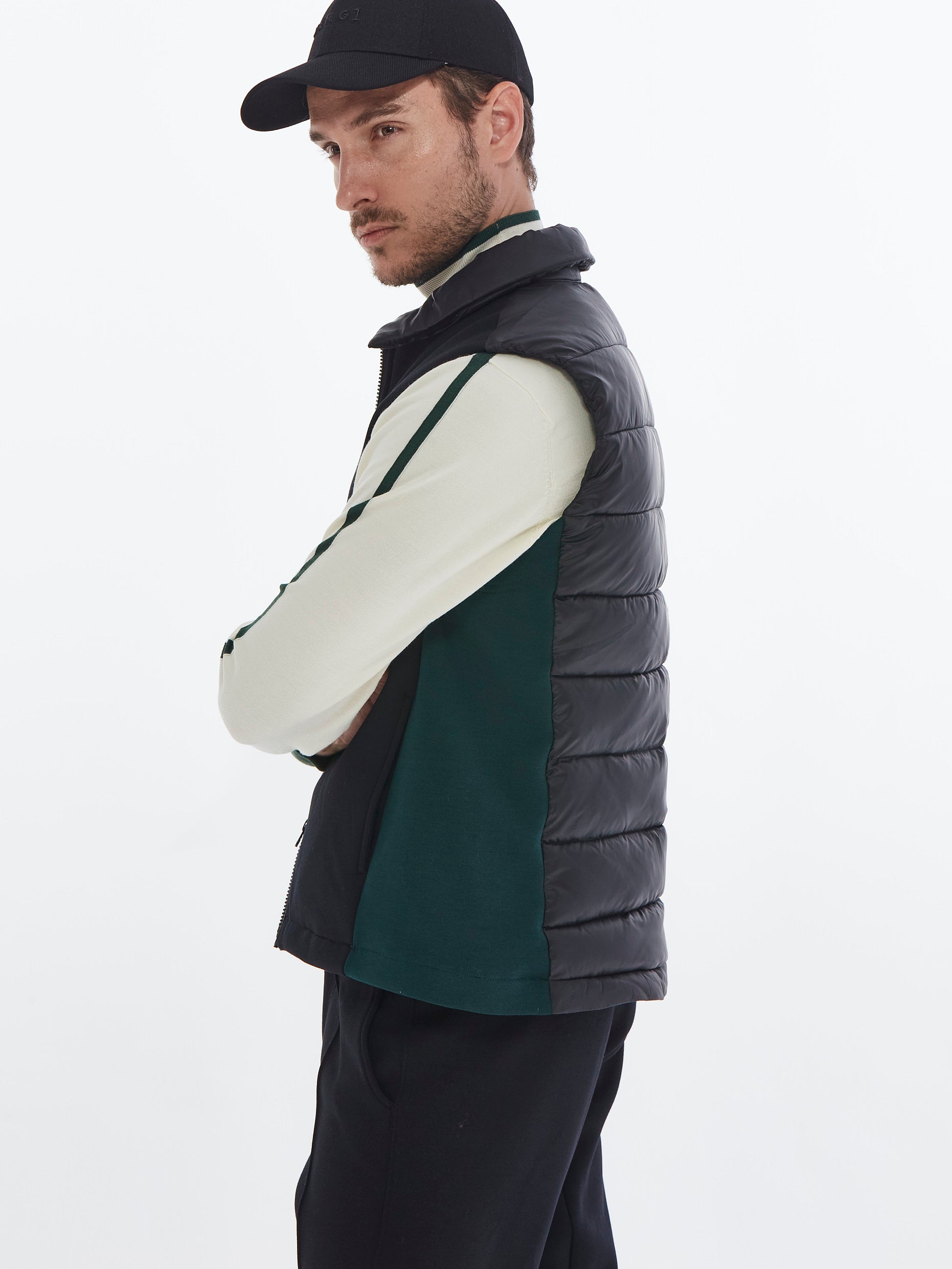 【NEW】ダブルニットパデッドベスト・メンズ