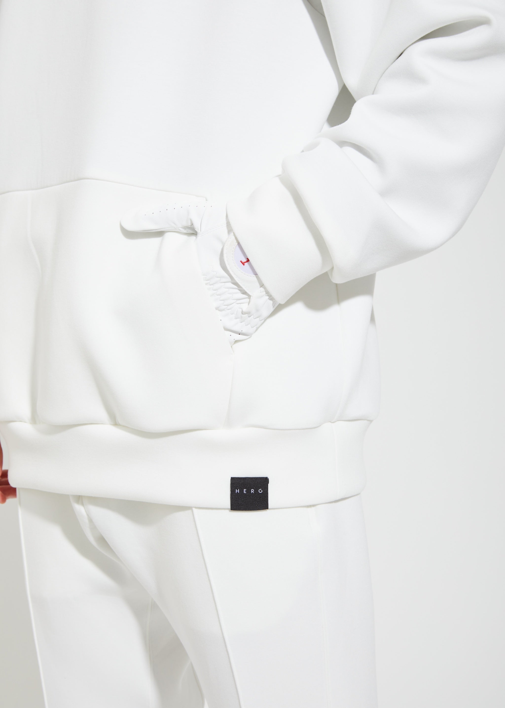 ハーフジップフーディ・メンズ