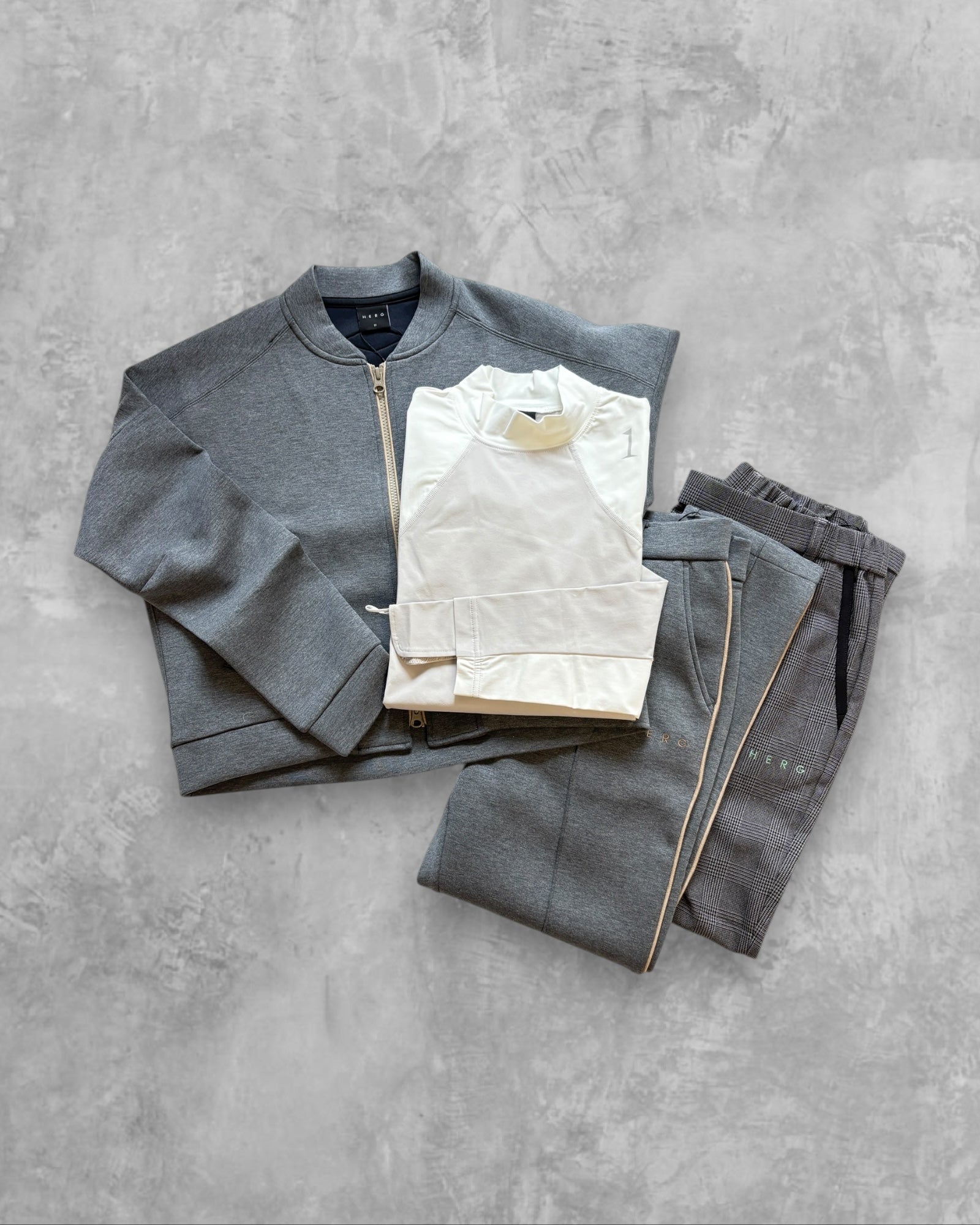 *あと1点【サイズ2】ベーシックカラー今すぐコーデセット