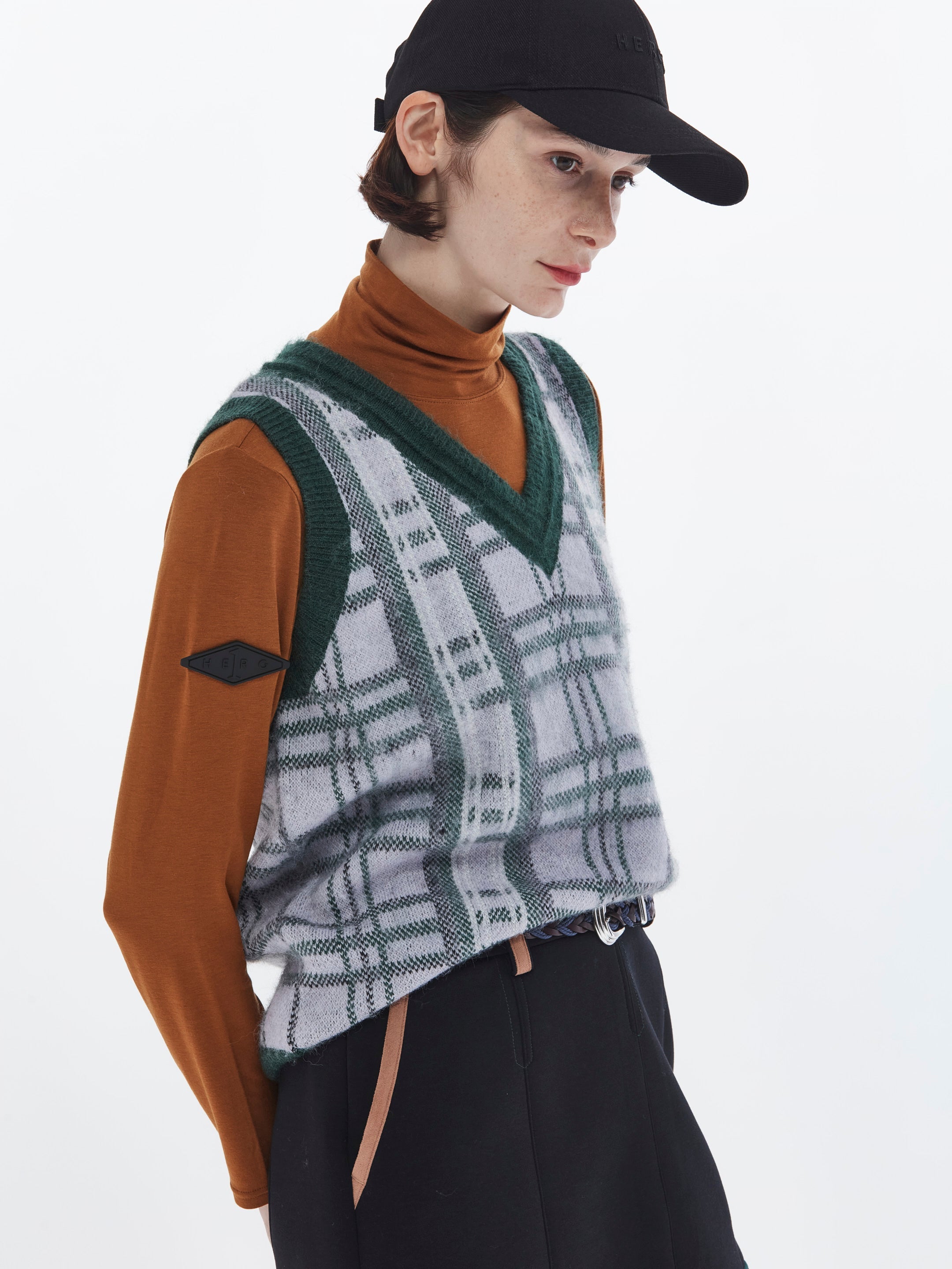 【超美品】エルグワン 異素材ジャケット 白×ネイビー 袖ニット ブルゾン レディース 0 ゴルフウェア HERG1 ニッセン ジャケット レディース 夏 S-LL 洗える 麻調 7分袖