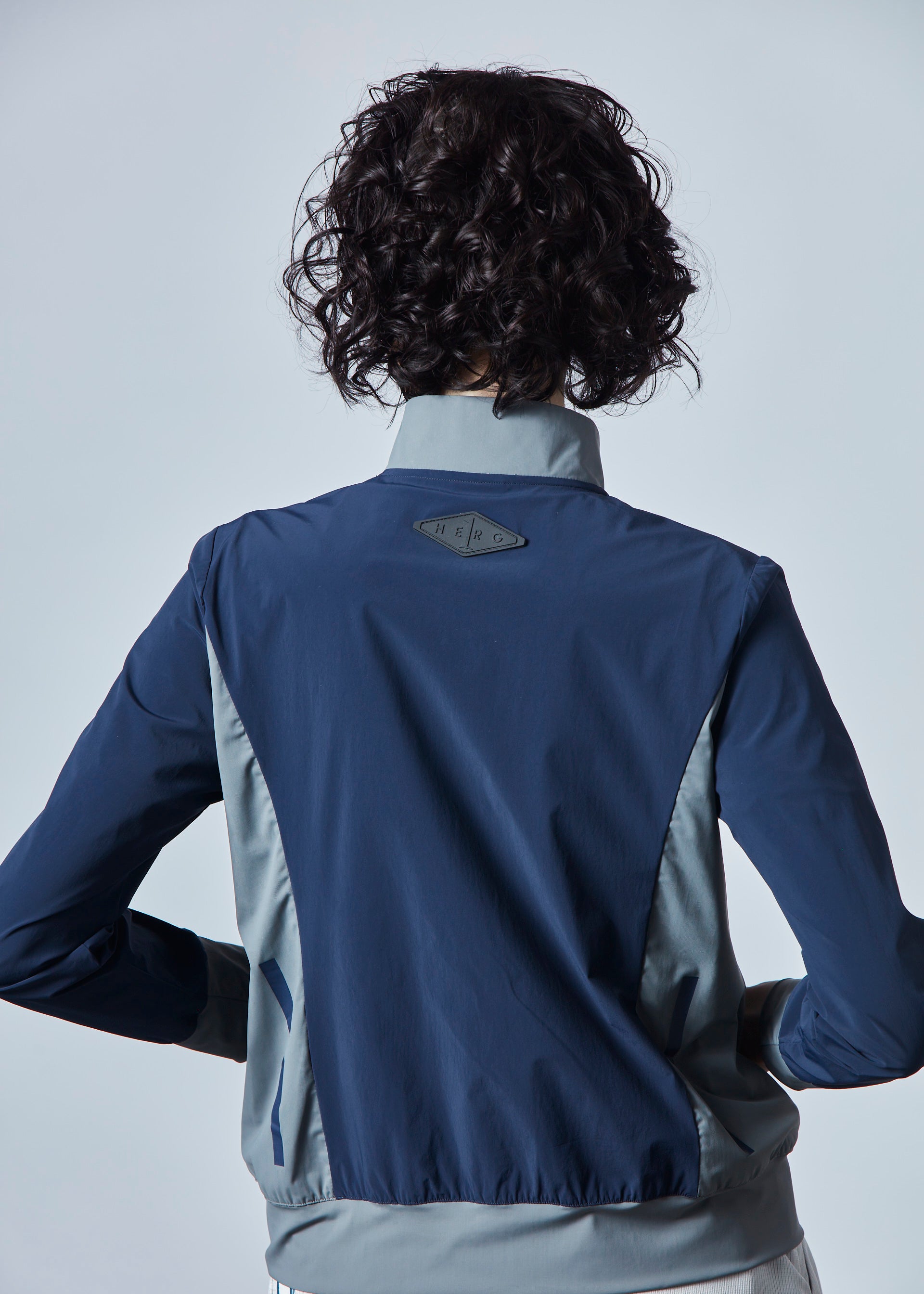 【先行予約・NEW】パッカブルコンパクトナイロンストレッチブルゾン