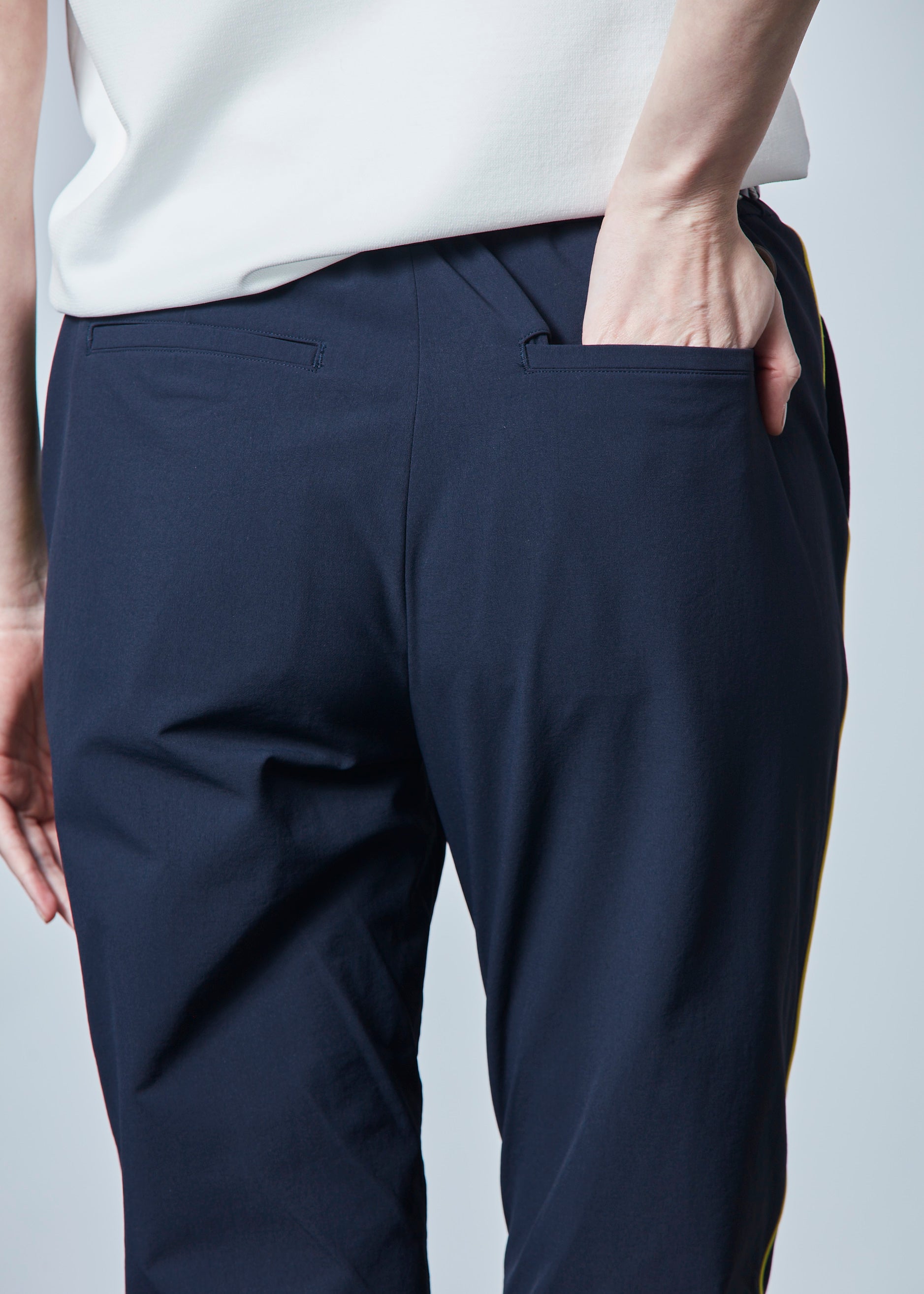 【NEW】パイピングタックロングパンツ